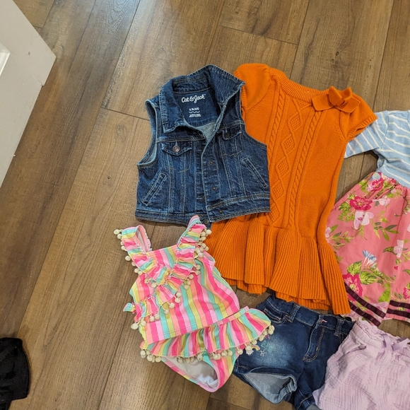 10 pc bundle Sz 4 Girl - Picture 2 of 4